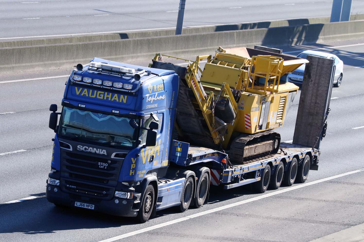 abnormal haulage services